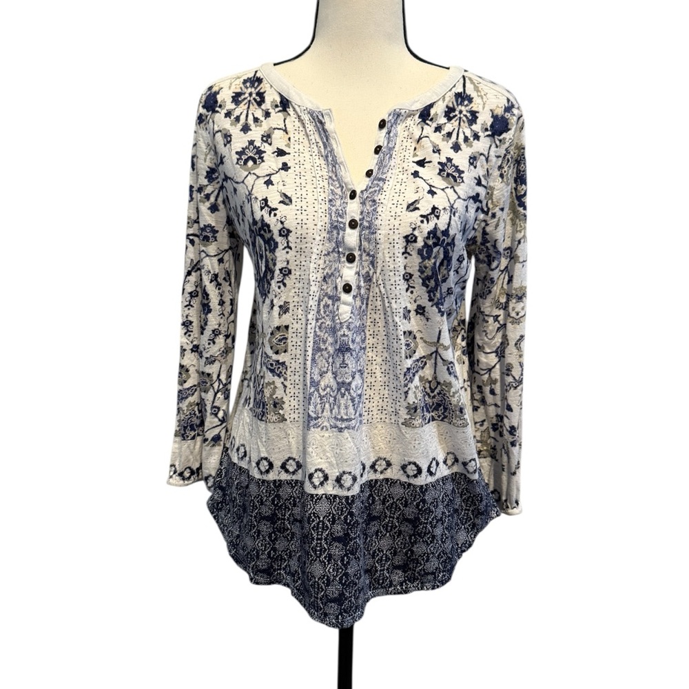 Lucky Brand | Blue and White Floral Blouse